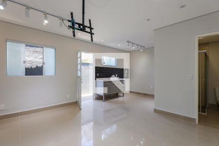 Studio de kitnet/studio para alugar com 1 quarto, 33m² em Parque Albina, Taboão da Serra