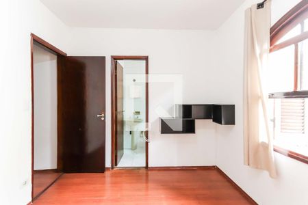 Suite 1  de casa para alugar com 4 quartos, 100m² em Butantã, São Paulo