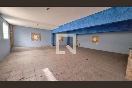 Casa à venda com 4 quartos, 470m² em Parque Vitoria, São Paulo