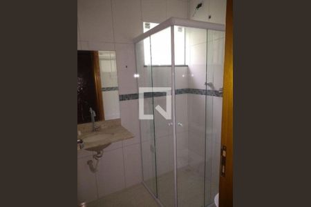 Casa à venda com 3 quartos, 180m² em Vila Invernada, São Paulo