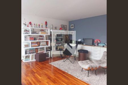 Casa à venda com 4 quartos, 450m² em Vila Eldizia, Santo André