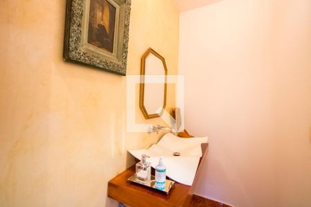Lavabo de casa à venda com 4 quartos, 450m² em Vila Eldizia, Santo André