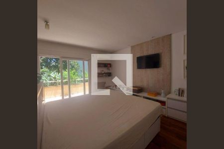 Casa à venda com 4 quartos, 450m² em Vila Eldizia, Santo André