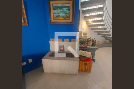 Casa à venda com 4 quartos, 450m² em Vila Eldizia, Santo André