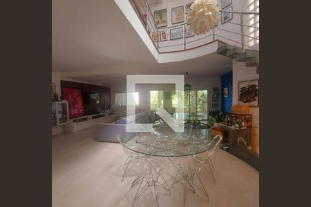 Casa à venda com 4 quartos, 450m² em Vila Eldizia, Santo André