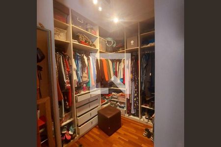 Casa à venda com 4 quartos, 450m² em Vila Eldizia, Santo André