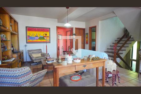 Sala  de casa de condomínio à venda com 5 quartos, 450m² em Nonoai, Porto Alegre