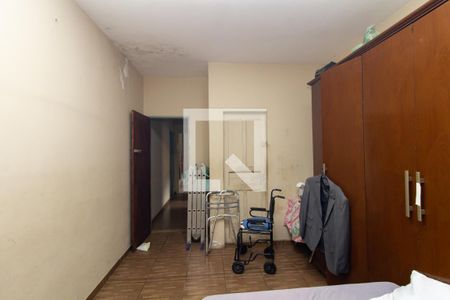 Quarto 2 de casa à venda com 5 quartos, 500m² em Vila Taquari, São Paulo