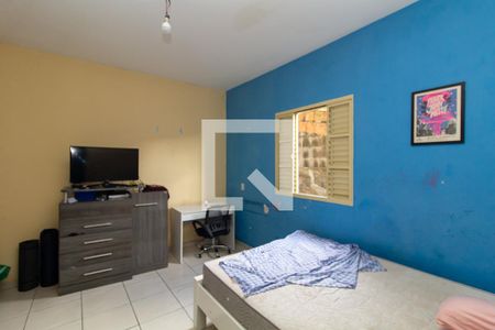 Quarto 1 de casa à venda com 5 quartos, 500m² em Vila Taquari, São Paulo