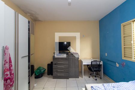 Quarto 1 de casa à venda com 5 quartos, 500m² em Vila Taquari, São Paulo