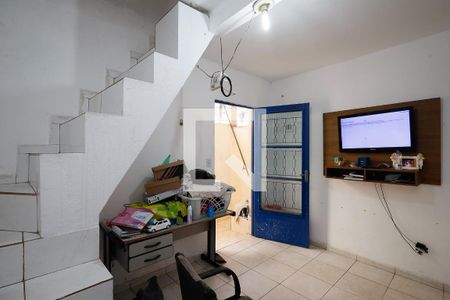 Sala de casa para alugar com 2 quartos, 64m² em Jardim Julieta, São Paulo