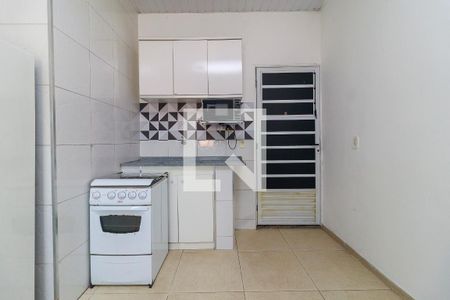 Studio de kitnet/studio para alugar com 0 quarto, 17m² em Jardim Aeroporto, São Paulo