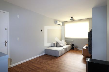 Sala de apartamento à venda com 3 quartos, 68m² em Jardim Carvalho, Porto Alegre