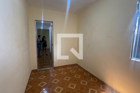 Quarto de casa para alugar com 2 quartos, 120m² em Jardim Tres Marias, Duque de Caxias