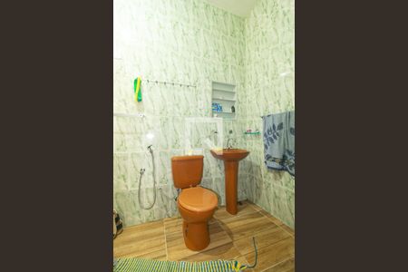 Banheiro da Suíte de casa para alugar com 2 quartos, 150m² em Guaratiba, Rio de Janeiro