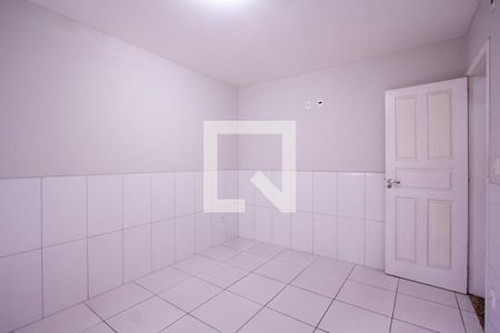 Quarto de casa para alugar com 1 quarto, 54m² em Colubandê, São Gonçalo