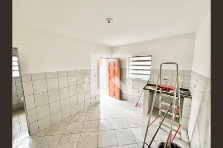 Cozinha de casa para alugar com 3 quartos, 100m² em Vila Romero, São Paulo