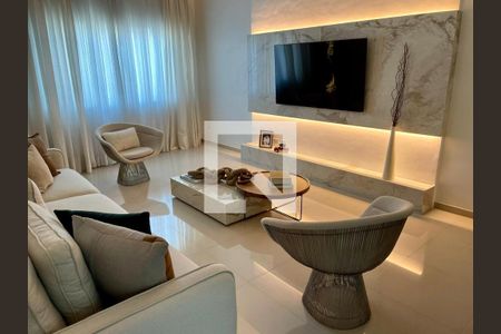 Sala de casa para alugar com 3 quartos, 205m² em Chácara Inglesa, São Paulo