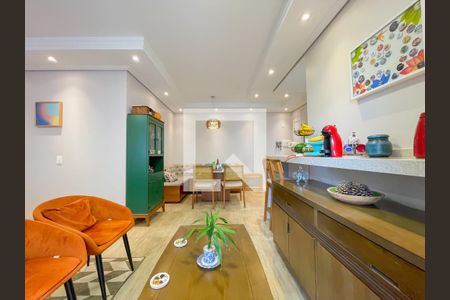 Sala de apartamento para alugar com 2 quartos, 70m² em Continental, Osasco