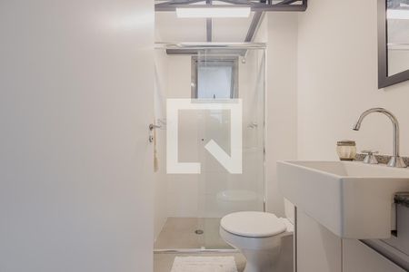 Banheiro de kitnet/studio à venda com 1 quarto, 27m² em Sumarezinho, São Paulo