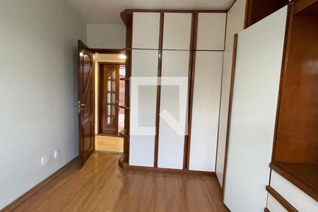 Quarto de apartamento para alugar com 3 quartos, 130m² em Centro, Duque de Caxias