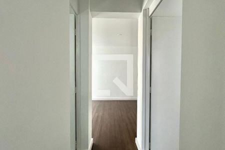 Corredor  de apartamento para alugar com 2 quartos, 54m² em Parque Jabaquara, São Paulo