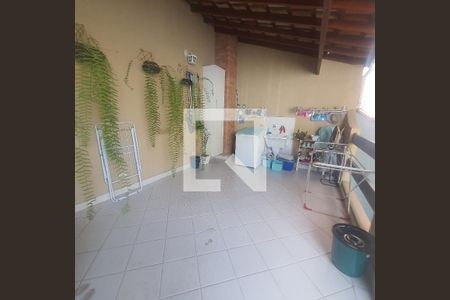 Casa para alugar com 3 quartos, 280m² em Jardim Nossa Senhora do Carmo, São Paulo