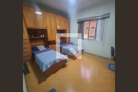 Casa para alugar com 3 quartos, 280m² em Jardim Nossa Senhora do Carmo, São Paulo