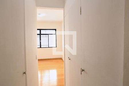 Suíte de apartamento à venda com 4 quartos, 192m² em Santo Antônio, Belo Horizonte