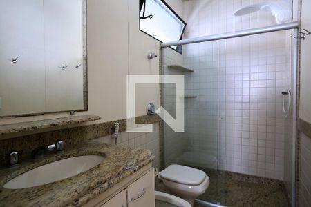 Banheiro da Suíte de apartamento à venda com 4 quartos, 192m² em Santo Antônio, Belo Horizonte