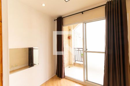 Sala de apartamento para alugar com 2 quartos, 59m² em Sítio da Figueira, São Paulo