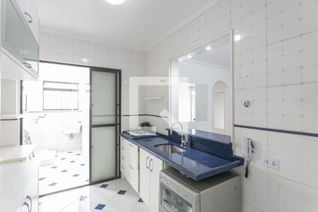 Cozinha de apartamento à venda com 2 quartos, 60m² em Vila Gumercindo, São Paulo