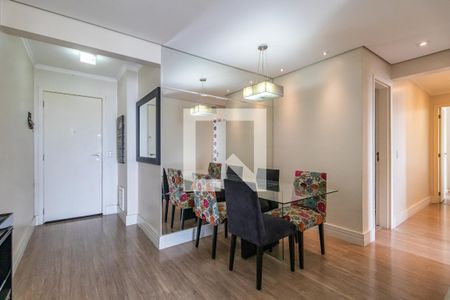 Apartamento para alugar com 3 quartos, 73m² em Jardim Tupanci, Barueri