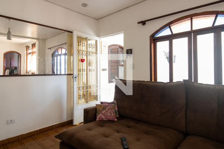 Sala de casa à venda com 4 quartos, 320m² em Vila Feliz, São Paulo