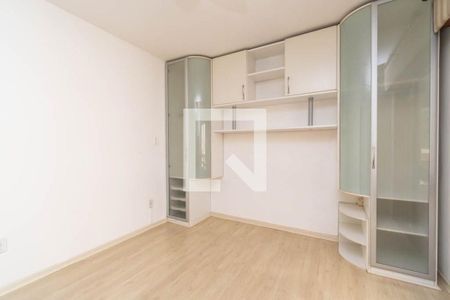Quarto 1 de apartamento para alugar com 3 quartos, 100m² em Vila Ipiranga, Porto Alegre