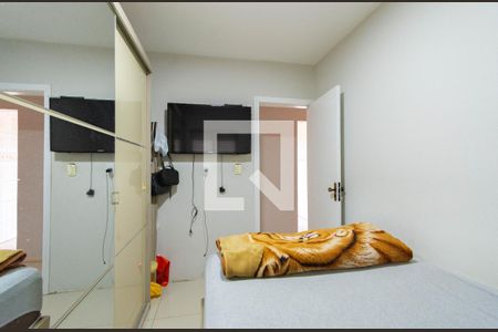 Apartamento à venda com 2 quartos, 43m² em Guajuviras, Canoas