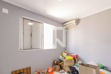 Quarto de apartamento à venda com 2 quartos, 70m² em Sarandi, Porto Alegre