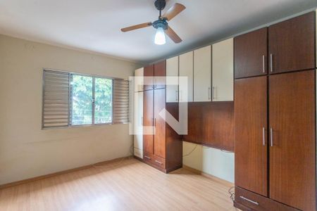 Quarto 1  de casa à venda com 3 quartos, 182m² em Taboão, Diadema