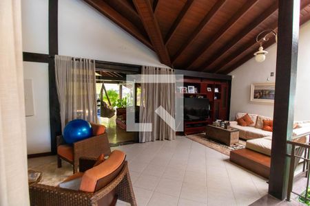 Sala de casa de condomínio à venda com 4 quartos, 838m² em Santo Antônio, Niterói
