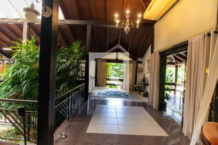 Sala de casa de condomínio à venda com 4 quartos, 838m² em Santo Antônio, Niterói