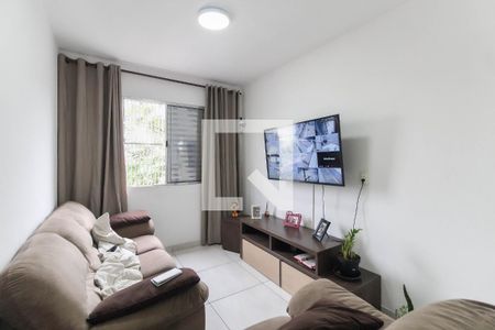 Sala de apartamento para alugar com 2 quartos, 56m² em Conjunto Residencial José Bonifácio, São Paulo