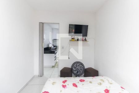 Quarto 1 de apartamento para alugar com 2 quartos, 56m² em Conjunto Residencial José Bonifácio, São Paulo