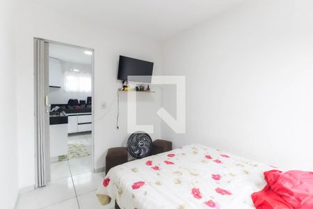 Quarto 1 de apartamento para alugar com 2 quartos, 56m² em Conjunto Residencial José Bonifácio, São Paulo