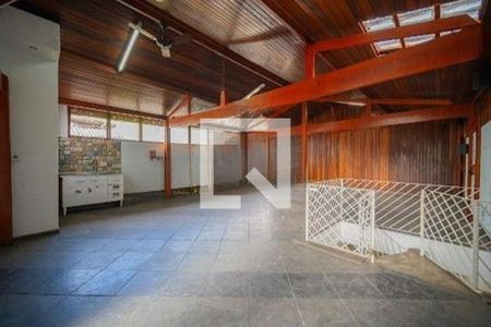 Casa à venda com 4 quartos, 251m² em Jaguaribe, Osasco