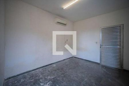 Casa à venda com 4 quartos, 251m² em Jaguaribe, Osasco