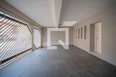 Casa à venda com 4 quartos, 251m² em Jaguaribe, Osasco