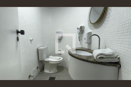 Banheiro de apartamento para alugar com 1 quarto, 34m² em Liberdade, São Paulo