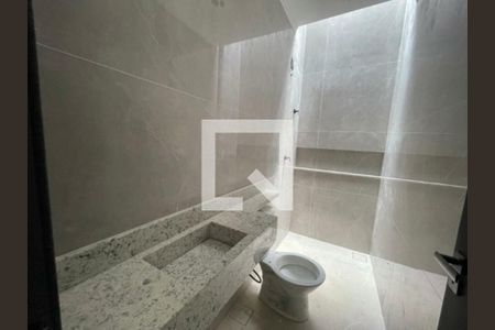 Casa à venda com 3 quartos, 185m² em Vila Carrão, São Paulo