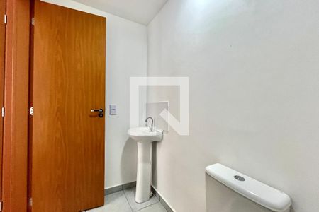 Banheiro da Suíte de apartamento para alugar com 1 quarto, 26m² em Jardim Oriental, São Paulo