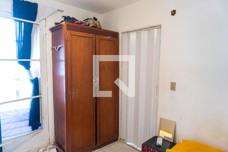 Casa 1 - Quarto 2 de casa à venda com 4 quartos, 200m² em Vila Fachini, São Paulo